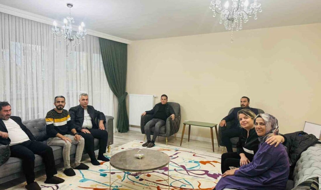 Hak-İş Konfederasyonu İl Başkanı Mehmet Aküzüm, Öz Sağlık İş Diyarbakır