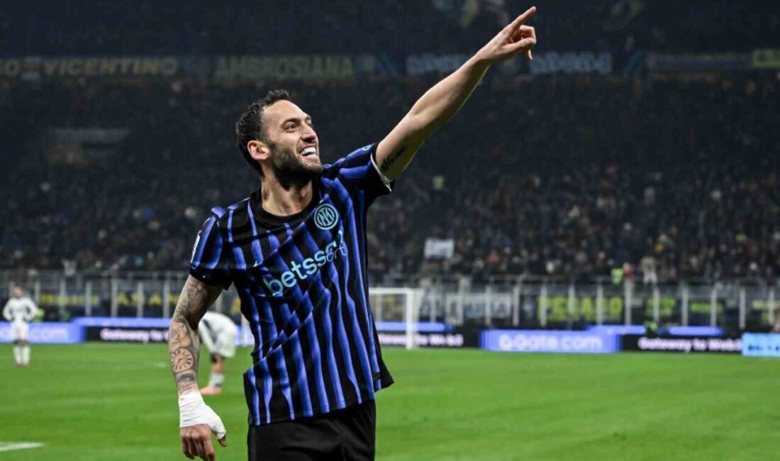 Inter, Serie A’da Como’yu 4-0 ile geçerek Hakan Çalhanoğlu’nun önemli katkısıyla galibiyet serisini sürdürdü İtalya Serie A'nın 14. hafta maçında Inter, Como'yu 4-0 yenerek