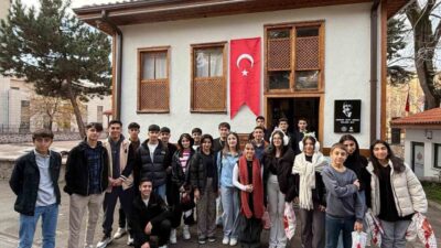 Hakkari Valisi Ali Çelik, Ankara kültür gezisiyle Cumhuriyet Anadolu Lisesi