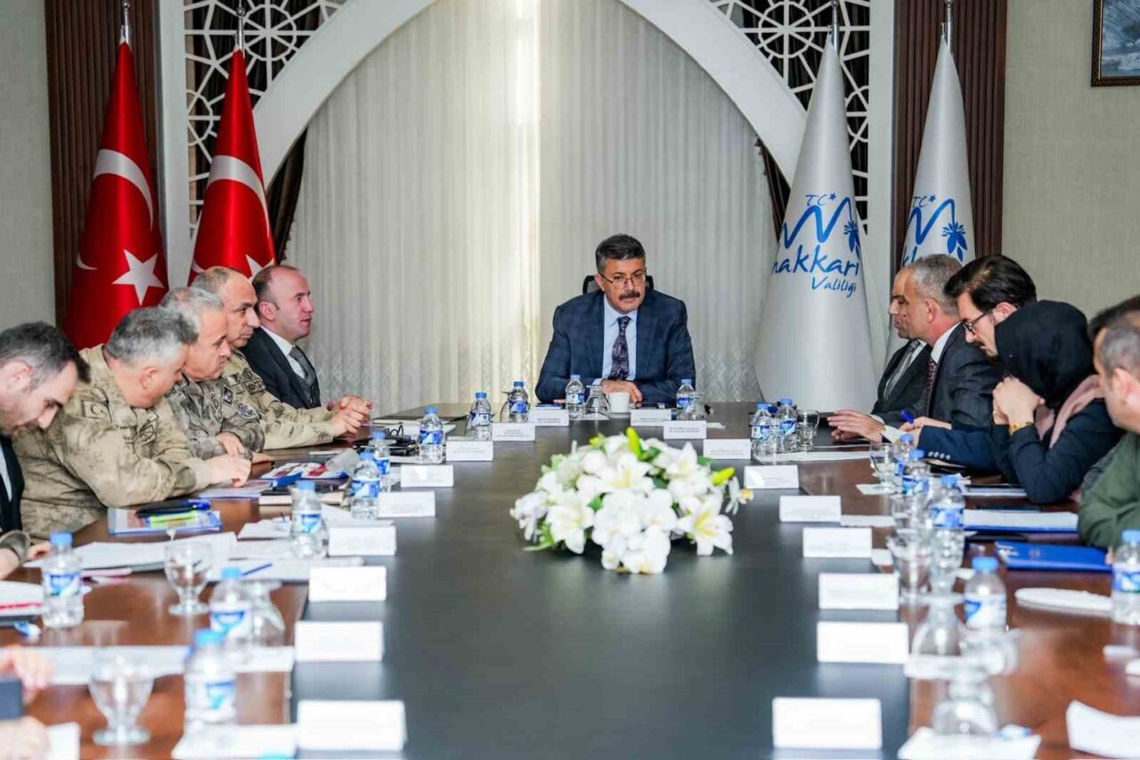 Hakkâri'de, "Kadına Yönelik Şiddetle Mücadele İç Genelgesi" doğrultusunda, Vali Ali