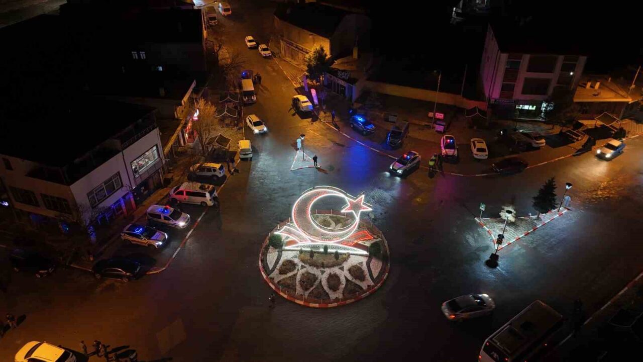 Nevşehir'in Yazıhüyük beldesindeki halı saha maçından sonra çıkan kargaşa, Yazıhüyük