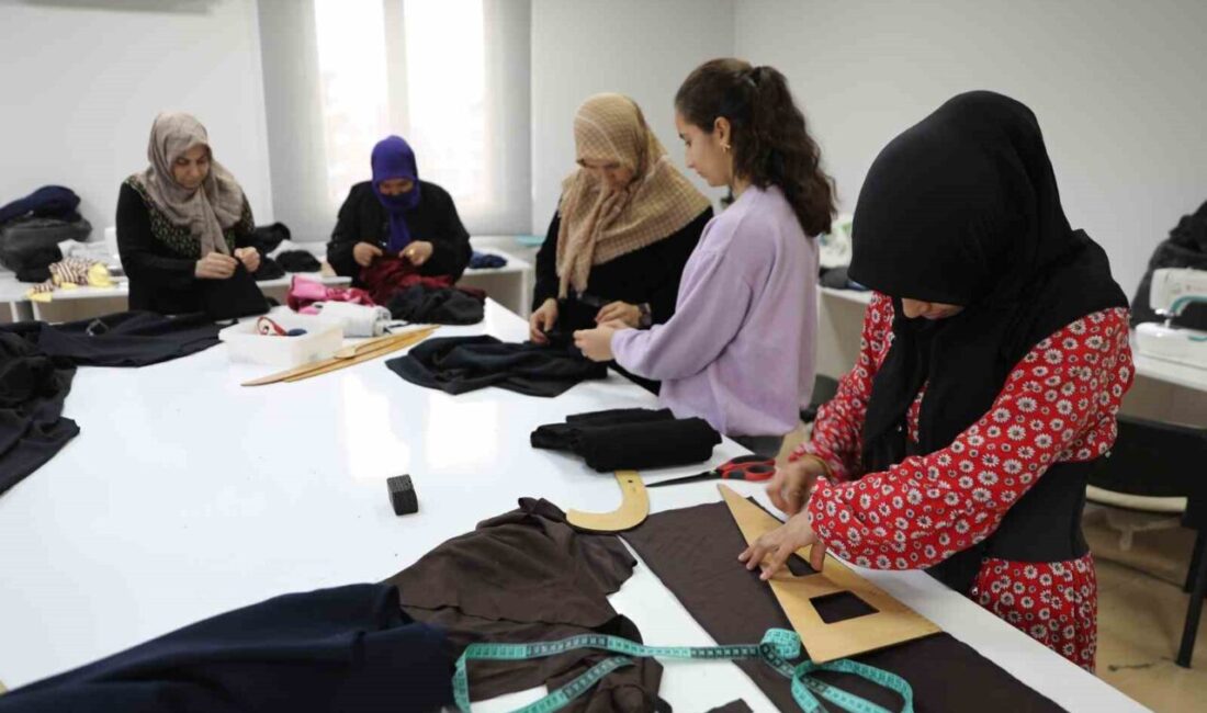 Haliliye Belediyesi’nin Eğitim Kursları, Kadınlara Hem Meslek Hem de Ekonomik Destek Sağlıyor Haliliye Belediyesi, düzenlediği eğitim ve hobi kurslarıyla kadınların meslek edinmesini
