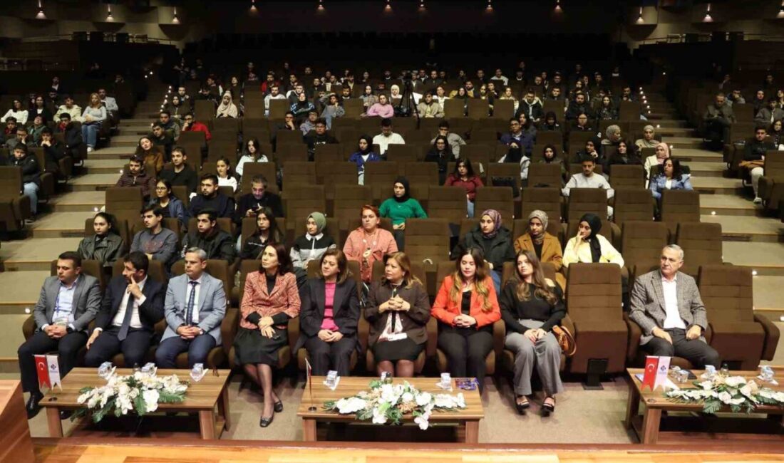 Hasan Kalyoncu Üniversitesi, Gaziantep Büyükşehir Belediyesi iş birliğiyle düzenlenen Yapay