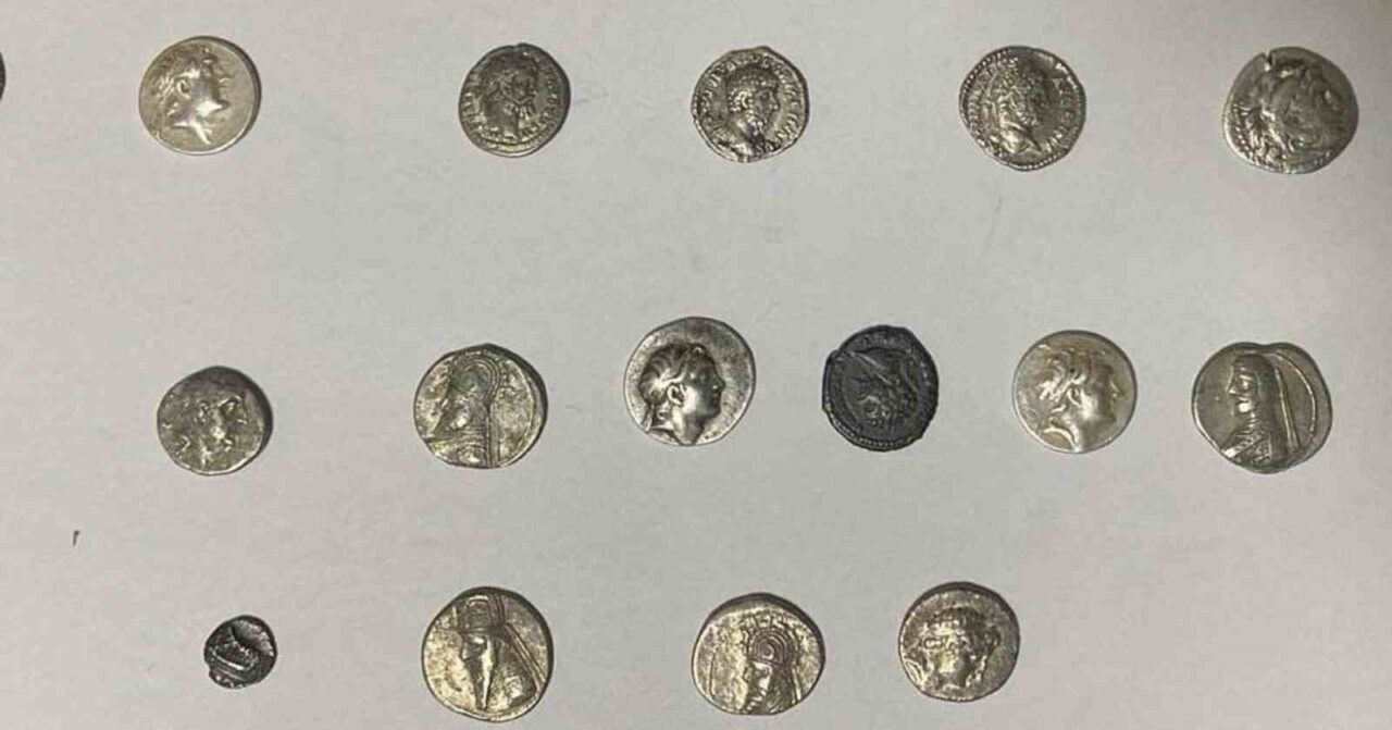 Hatay'da gerçekleştirilen tarihi eser kaçakçılığı operasyonunda, il dışına gönderilmek üzere