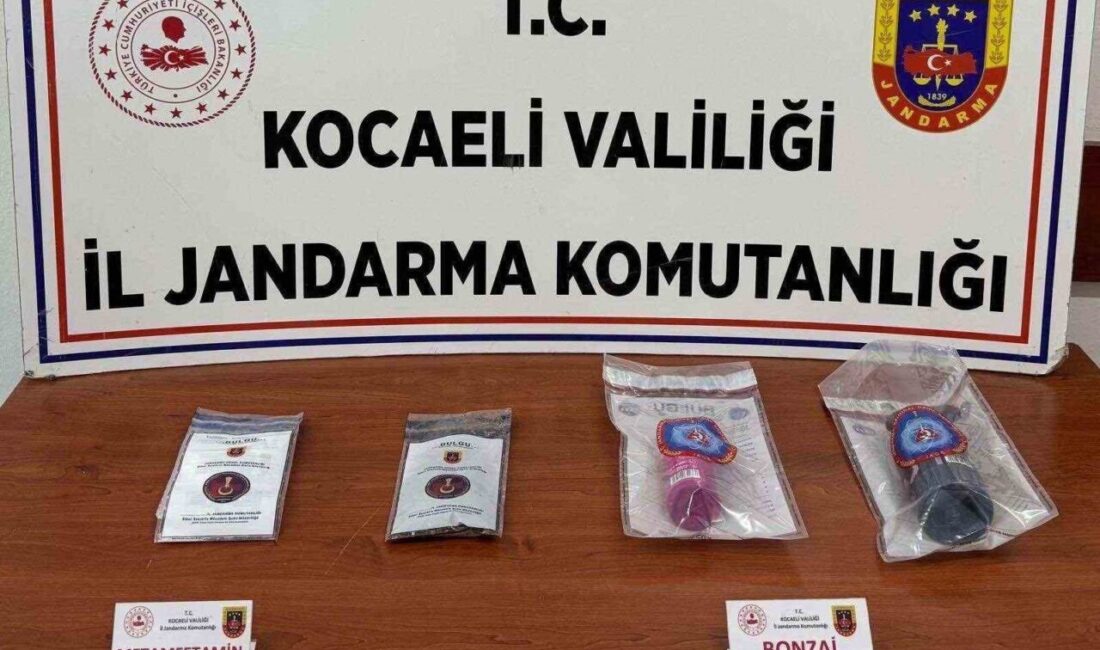 Kocaeli’de Jandarma’nın Uyuşturucu Operasyonunda Aranan Şüpheli Tutuklandı Kocaeli'de Jandarma, sokak satıcılarına yönelik operasyon düzenledi. 678 gram bonzai