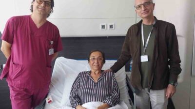 İzmir'de 67 yaşındaki Dilek Biroğlu, gözünde hipofiz bezinde 2.3 santimlik