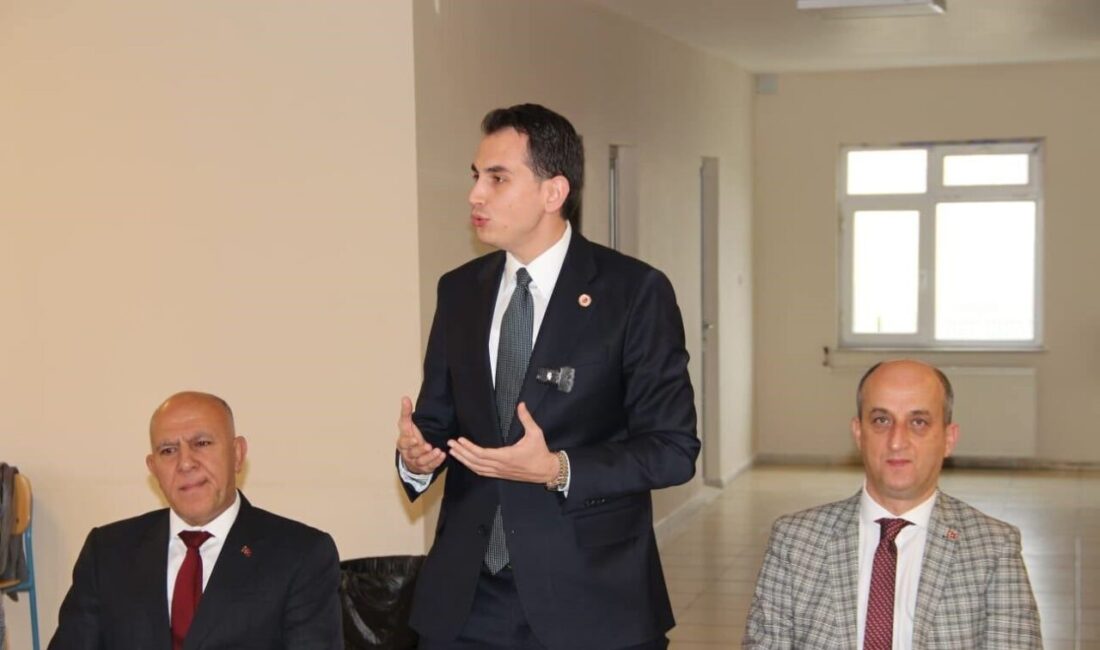 Hisarcık Kaymakamı Erkan Atam, 3 Aralık Dünya Engelliler Günü'nde Cumhuriyet