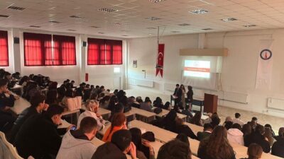 Kütahya Dumlupınar Üniversitesi Hisarcık MYO'da "Kadına Yönelik Şiddetle Mücadele" eğitimi