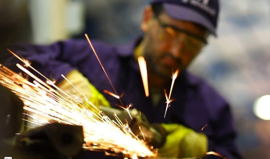 2025 Ekim Ayında Hizmet Üretim Endeksi Yıllık Bazda Yüzde 3,4 Artış Gösterdi Türkiye İstatistik Kurumu (TÜİK) verilerine göre, 2025 Ekim'inde hizmet üretim