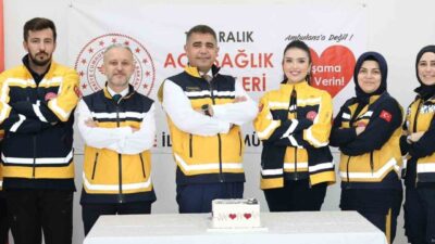 Düzce Valisi Selçuk Aslan, Acil Sağlık Hizmetleri Haftası kapsamında Düzce