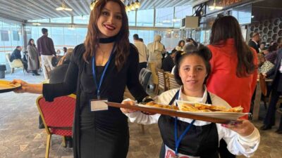 Iğdır'da 3 Aralık Dünya Engelliler Günü'nde özel gereksinimli bireyler, kafe