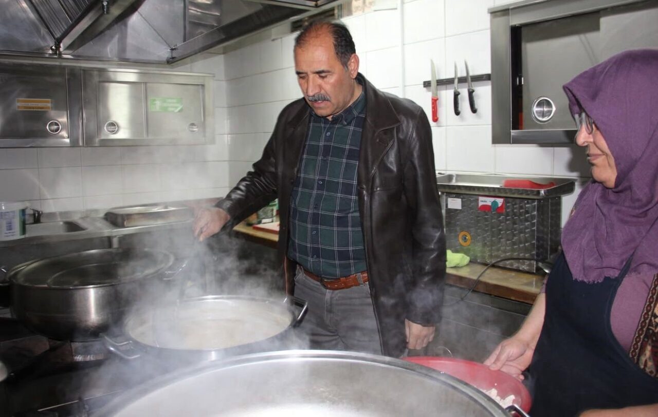 Iğdır İl Millî Eğitim Müdürü Aziz Gün, Haydar Aliyev Fen