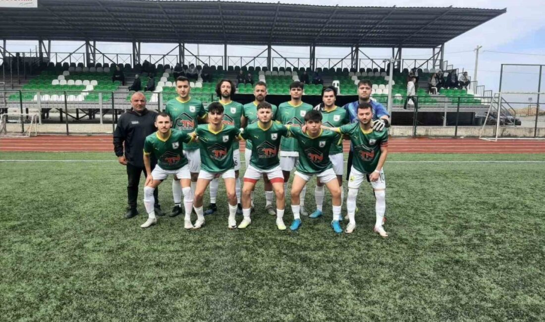 Zonguldak'taki İhsaniyespor, teknik direktör Erkan Sadık ile yollarını ayırdıktan sonra,