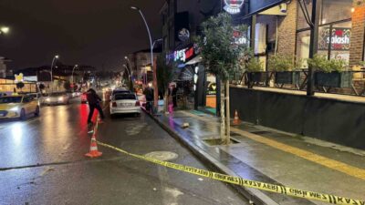 Sakarya'nın Serdivan ilçesinde iki esnaf arasında çıkan silahlı çatışmada bir