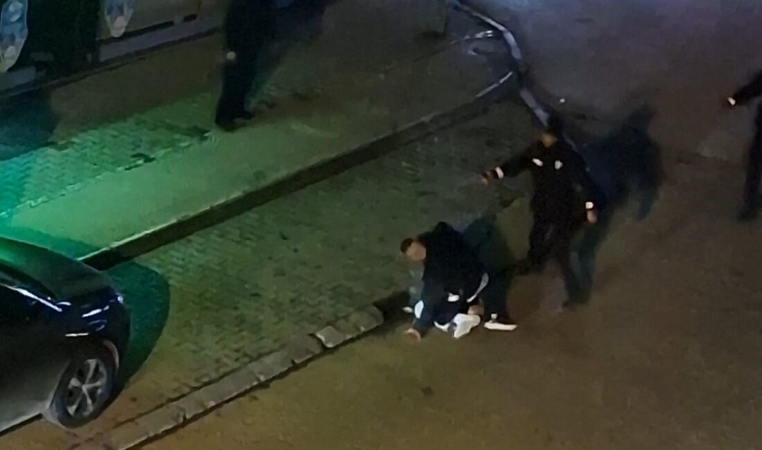 Bolu'da Aktaş Mahallesi'nde gece yarısı iki grup arasında çıkan tartışma