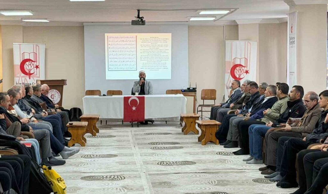 İlim Yayma Cemiyeti, 75. kuruluş yılını Van'da düzenlediği programla kutladı.