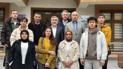 Eskişehir Uluslararası Öğrenci Derneği yöneticileri, ilk ziyaretlerini İl Müftüsü Muharrem