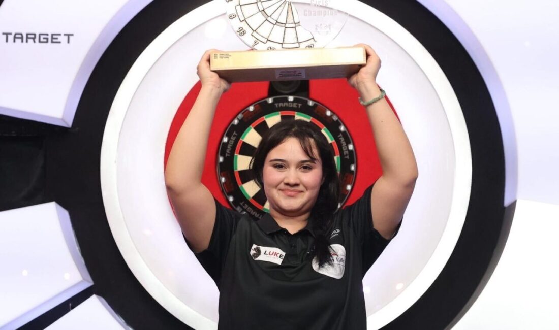 Denizli’nin gururu milli dart sporcusu Zehra Gemi, 2025 Lakeside Dünya