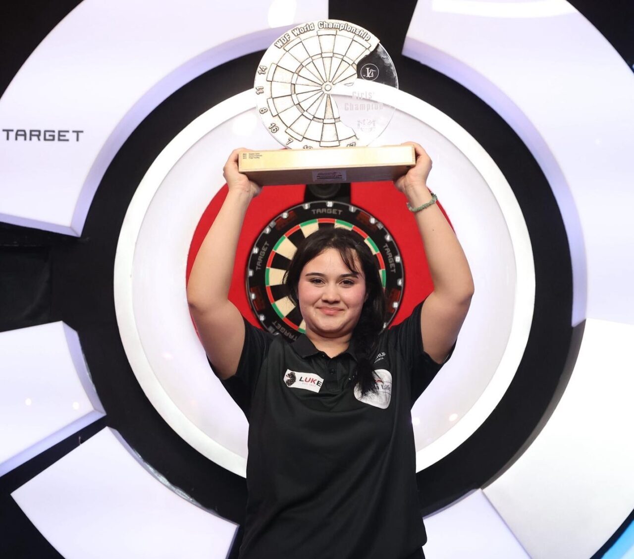 Denizli’nin gururu milli dart sporcusu Zehra Gemi, 2025 Lakeside Dünya