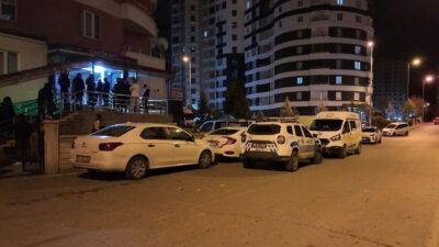 Kayseri'nin Melikgazi ilçesinde K.D., birlikte yaşadığı iş arkadaşı tarafından evde