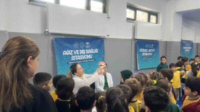 Düzce Merkez Işık İlkokulu'nda düzenlenen "Sağlıklı Çocuk, Sağlıklı Gelecek" etkinliği,