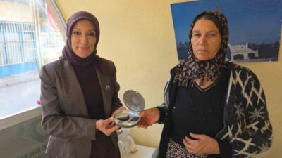 Kütahya'nın Altıntaş ilçesinde yaşayan 15 yaşındaki Narin Erez, arızalanan işitme