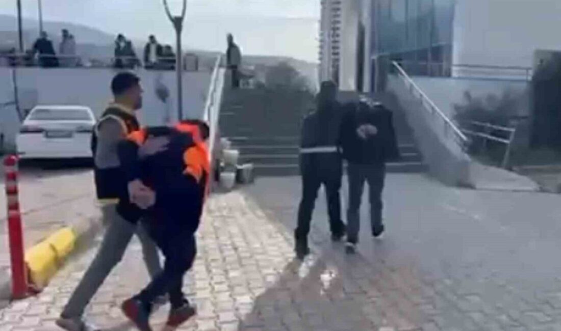 Hatay'ın İskenderun ilçesinde, uyuşturucu suçlarından aranan A.A. ve H.A. isimli