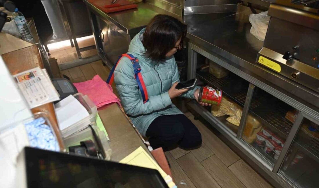 Isparta'da artan gıda zehirlenmeleri üzerine Zabıta Müdürlüğü, zincir marketler ve