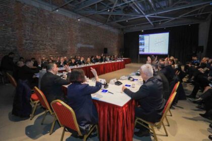 Galataport’a gelen turistler için tramvay durağı düzenlemesi yapıldı!