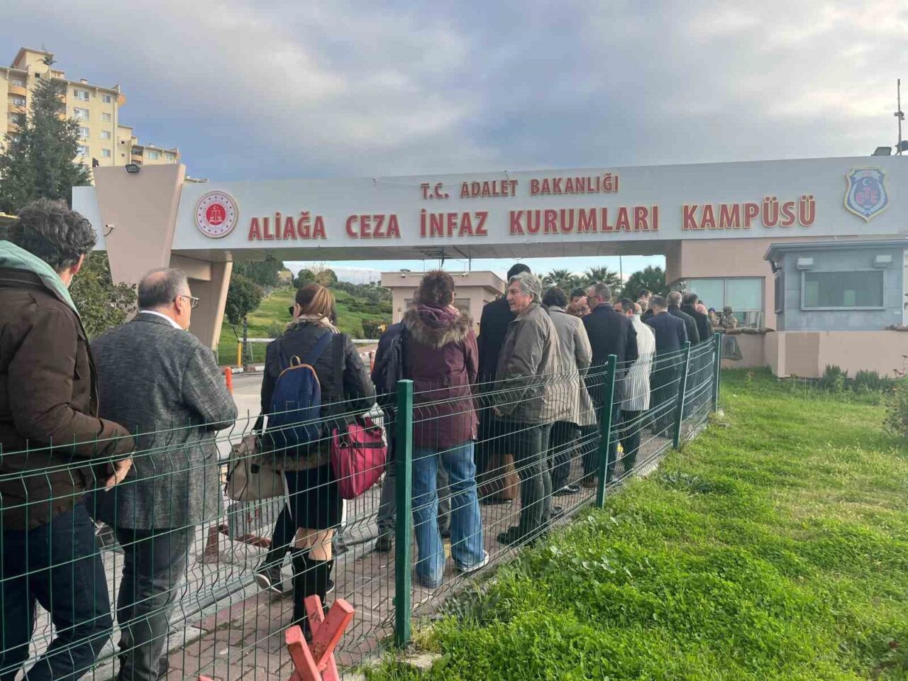 İzmir 23. Ağır Ceza Mahkemesi'nde, eski İzmir Büyükşehir Belediyesi Başkanı