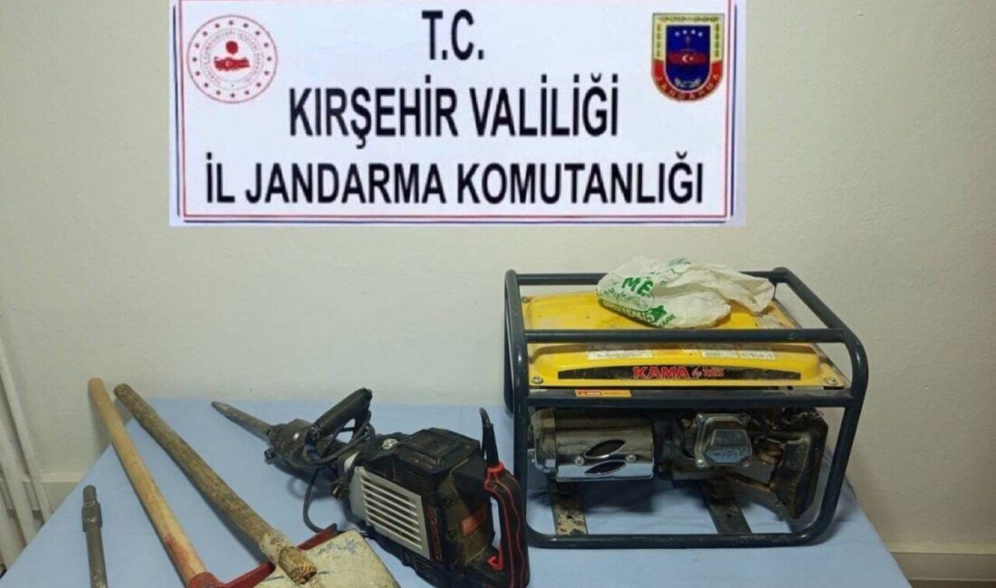Kırşehir İl Jandarma Komutanlığı, izinsiz kazı yapan Ö.Ü., B.Ü. ve