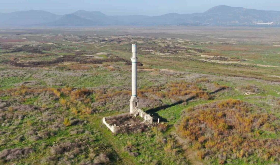 İzmir’deki Kuraklık Nedeniyle Barajlarda Su Seviyeleri Kritik Eşikleri Aştı, Su Kesintileri Artık Her Gün Uygulanacak İzmir'deki kuraklık nedeniyle barajlardaki su seviyeleri alarm veriyor. İZSU, su