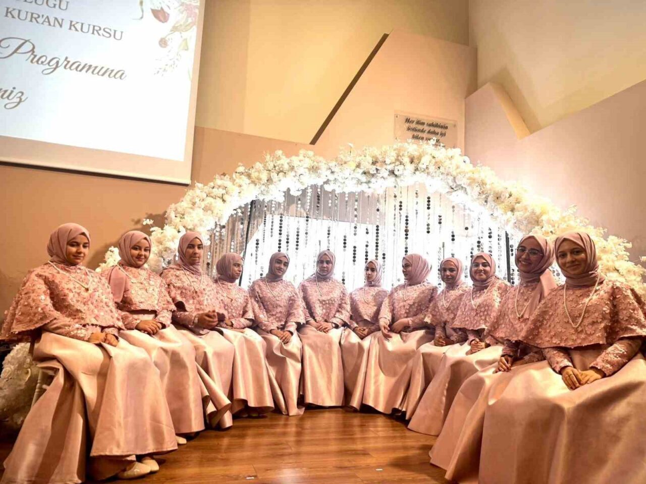 Menderes Müftülüğü’nde Hafızlık İcazeti Töreni Gerçekleştirildi