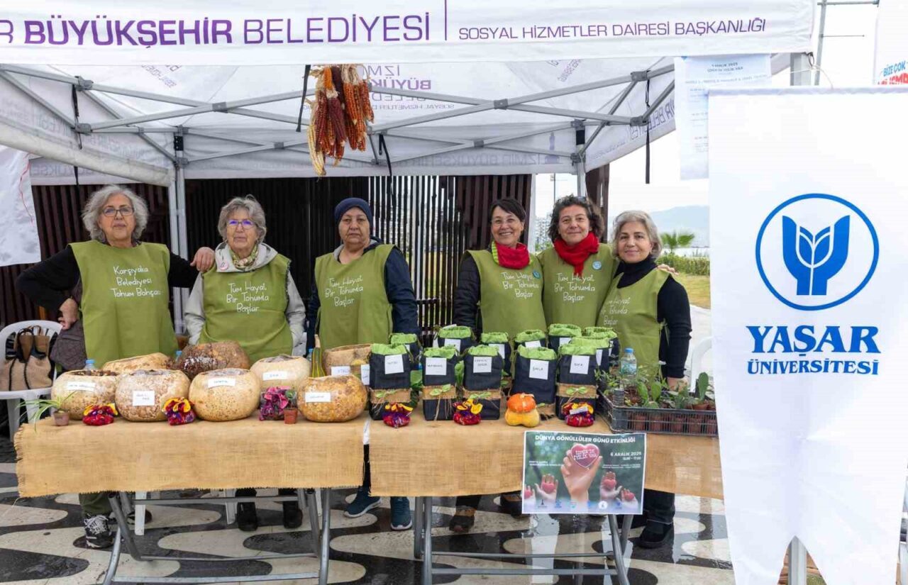 İzmir, Dünya Gönüllüler Günü’nde İyilikle Buluştu; Katılımcılar Farkındalık İçin Bir Araya Geldi