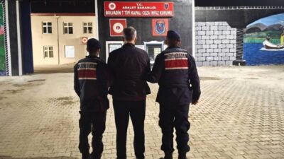 Afyonkarahisar'da jandarma denetimleri sonucunda 31 kişi gözaltına alındı. Bu kişiler
