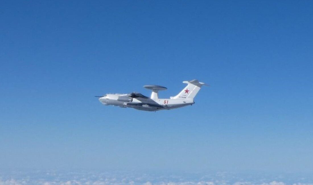 Japonya, Rusya ve Çin askeri uçaklarının hava sahası yakınlarında uçuş