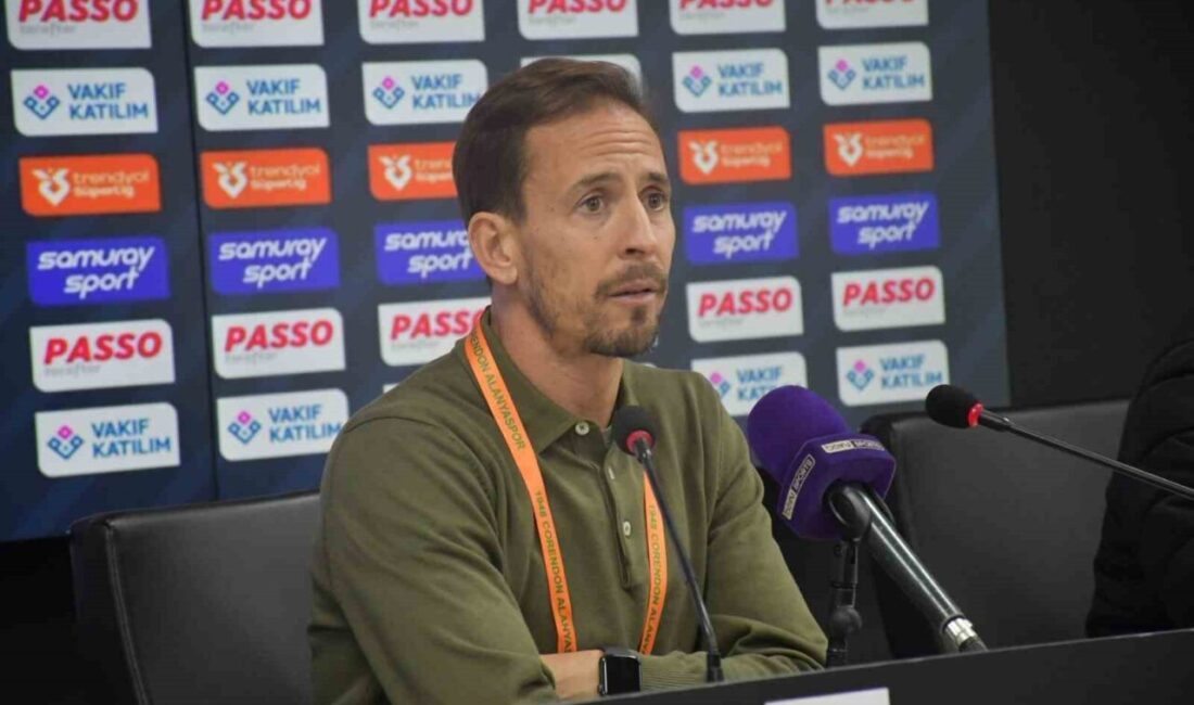 Corendon Alanyaspor'un teknik direktörü Joao Pereira, Kayserispor ile 0-0 berabere