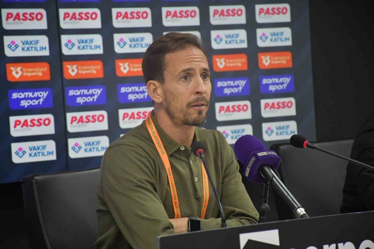 Corendon Alanyaspor'un teknik direktörü Joao Pereira, Kayserispor ile 0-0 berabere