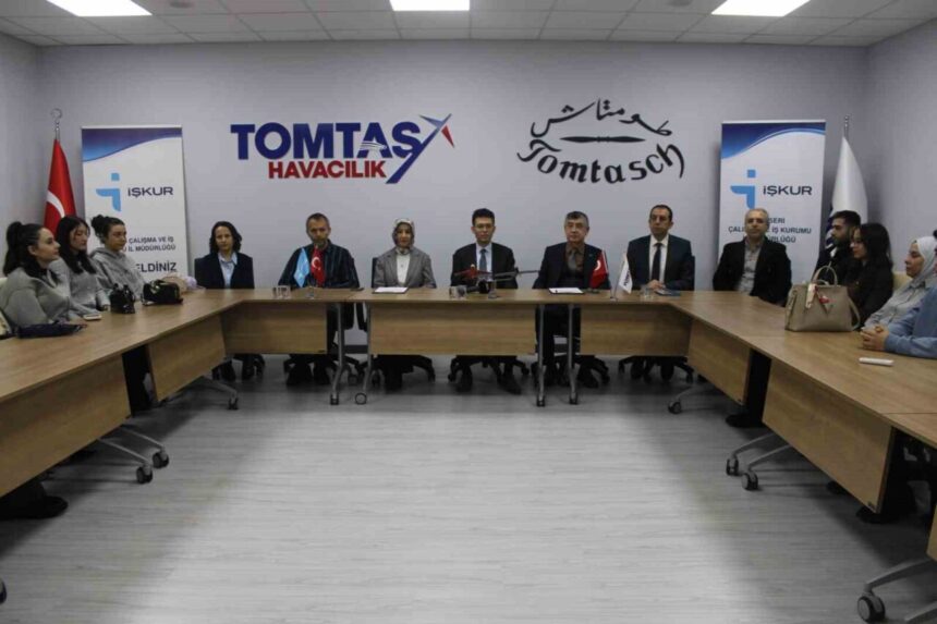 Kayseri İŞKUR ve TOMTAŞ arasında işbaşı eğitim protokolü imzalandı, 18 kursiyer havacılık sektöründe eğitim alacak.