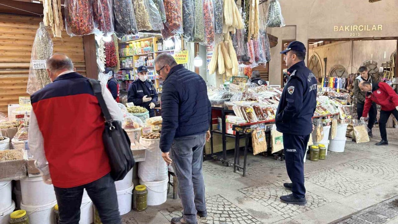 Kahramanmaraş’ta Kapalı Çarşı’daki Gıda İşletmelerine Denetim Uygulandı