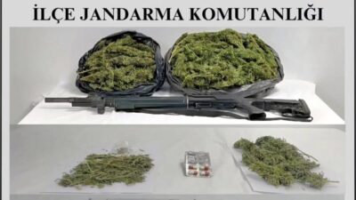 Denizli’nin Kale ilçesinde jandarma, uyuşturucu ve ruhsatsız silahlarla ilgili operasyon