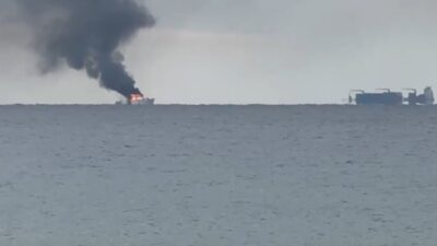 Antalya'nın Kaş ilçesinden Muğla'nın Marmaris ilçesine giden bir lüks tekne,