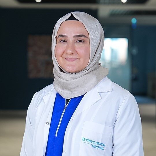 Kanal Tedavisinin Ertelenmesi Diş Sağlığını Tehdit Ediyor İstinye Dental Hospital'dan Endodonti Uzmanı Dr. Öğr. Üyesi Meryem Çoban
