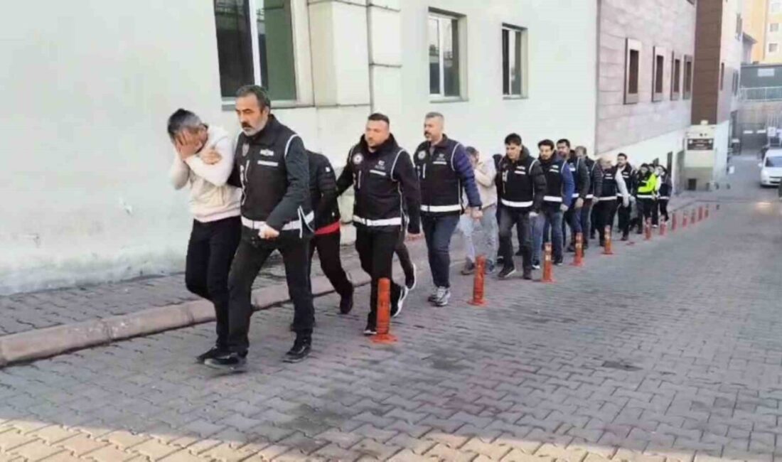 Kayseri’de bir üniversite hastanesinde, sahte rapor ve reçete düzenleyerek yüksek