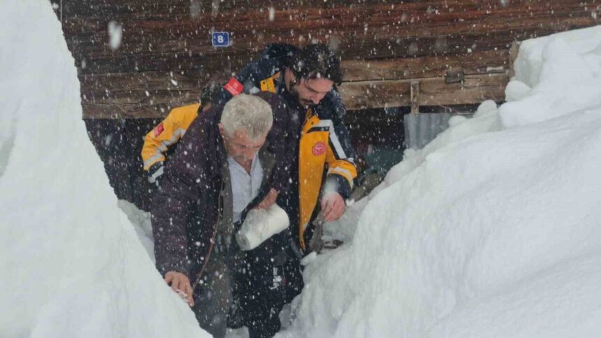 Bartın’da Sağlık Ekipleri Nefes Darlığı Çeken Yaşlı Adamın İmdadına Koştu