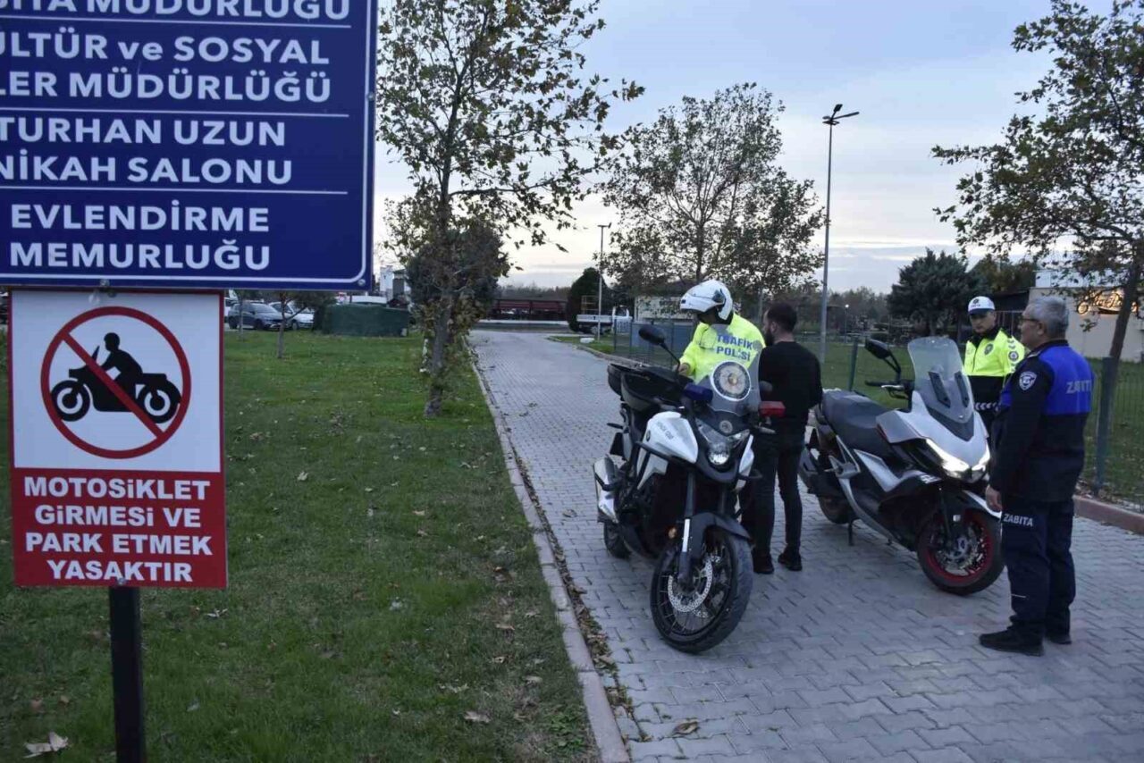 Karacabey Parkında Güvenliği Artırmak İçin Motosiklet Girişleri Yasaklandı