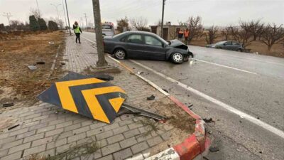 Karaman'ın Bahçelievler Mahallesi'nde gerçekleşen kazada, İ.E.Ö. yönetimindeki Volvo ile M.E.'nin