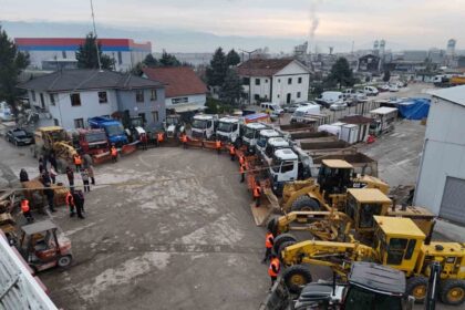 Düzce Belediyesi, Kar Yağışı Öncesi Mücadele İçin Hazırlıklarını Tamamladı