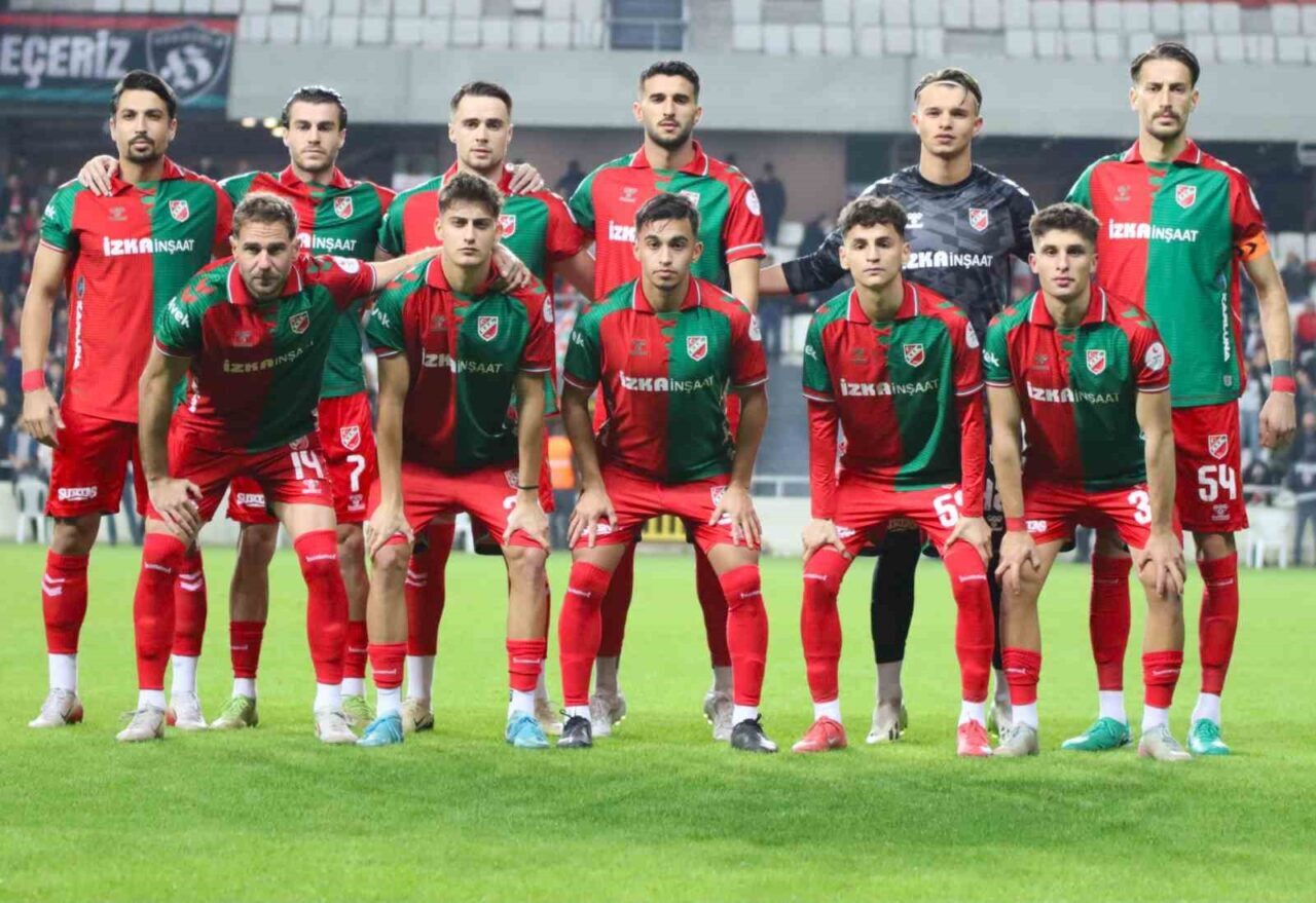 Karşıyaka, TFF 3. Lig 4. Grup'ta 11 hafta boyunca yenilgi
