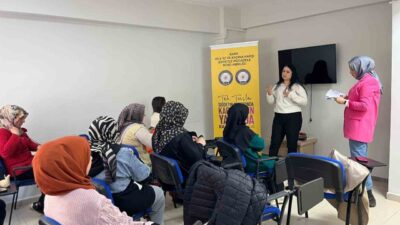 Kars’ta kadınlara yönelik KADES tanıtım etkinliği gerçekleştirildi. Aile İçi ve